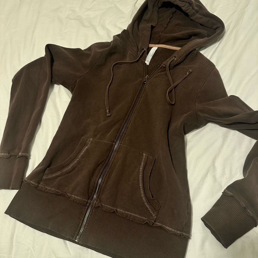 Slightly cropped Old Navy Brown Zip-Up Hoodie Sweatshirt